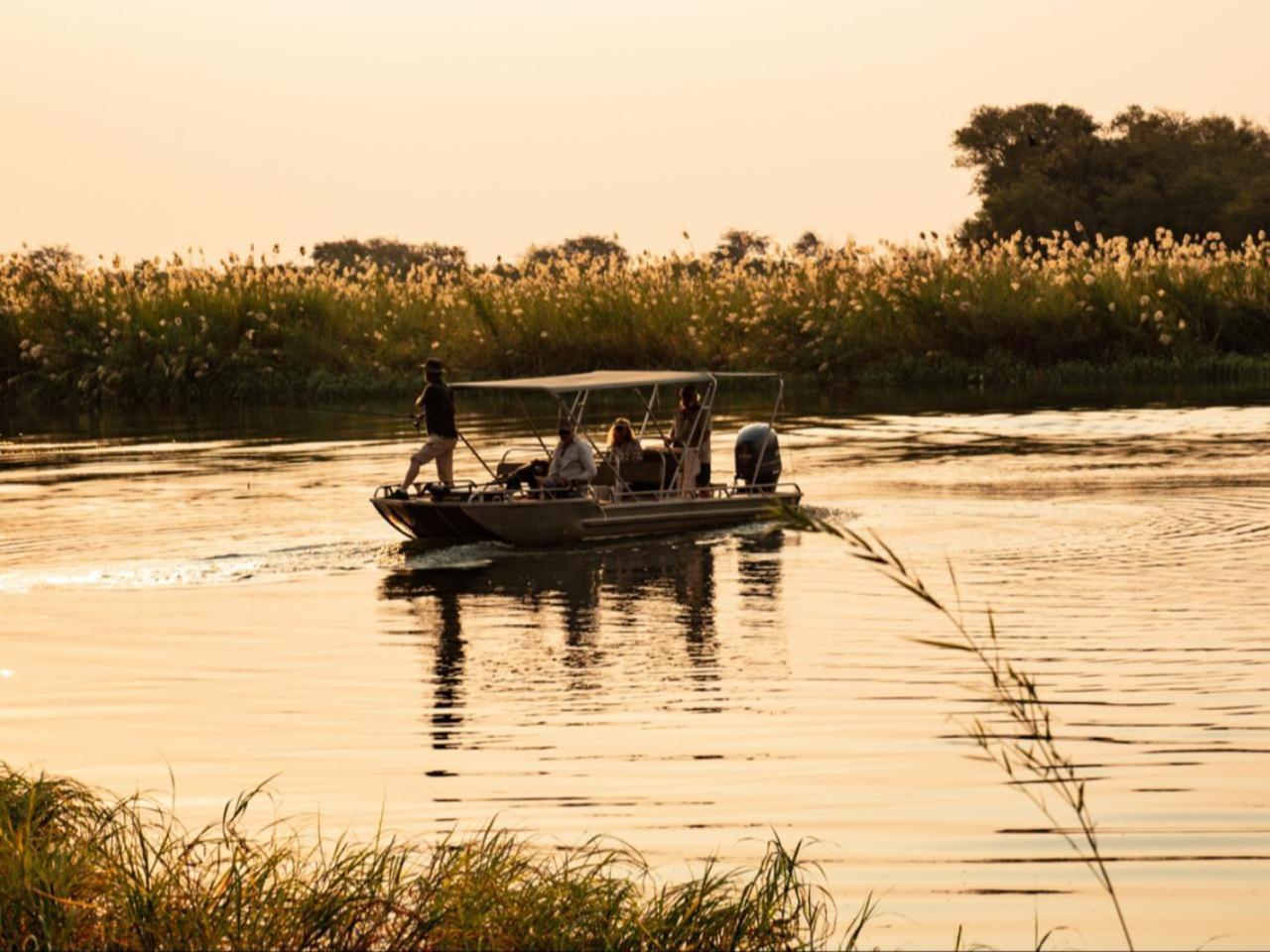 Kayova River Lodge Ndiyona Eksteriør billede